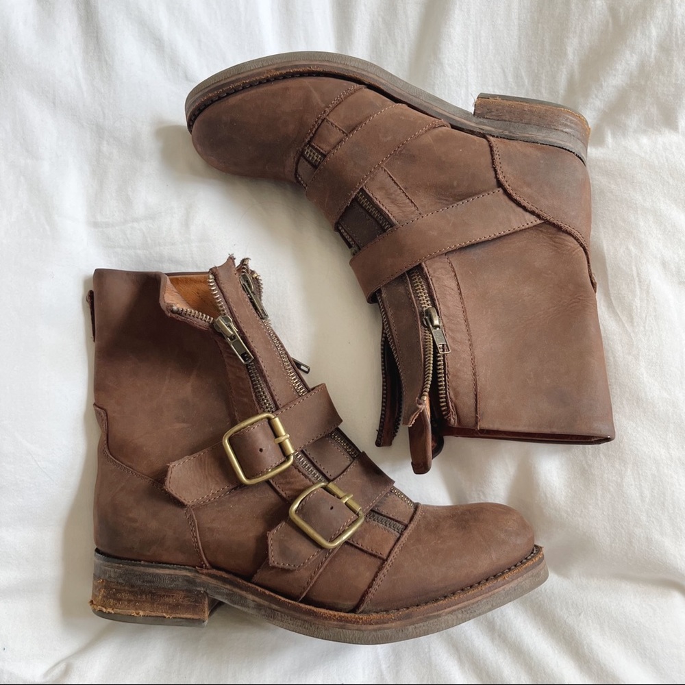 Jeffrey Campbell Brown leather Moto Combat boots - 8